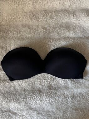 Vanity Fair Black Strapless and Wireless Bra